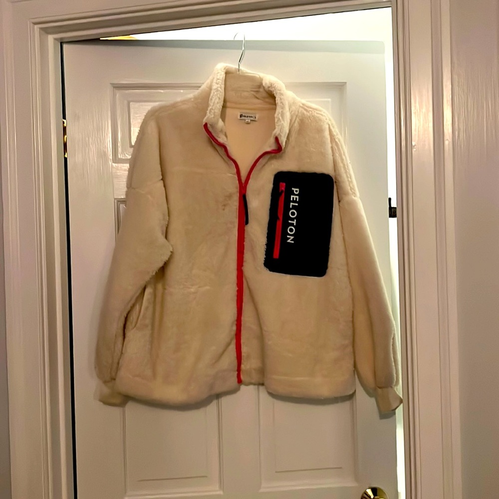 Peloton Zip Fleece - size L
